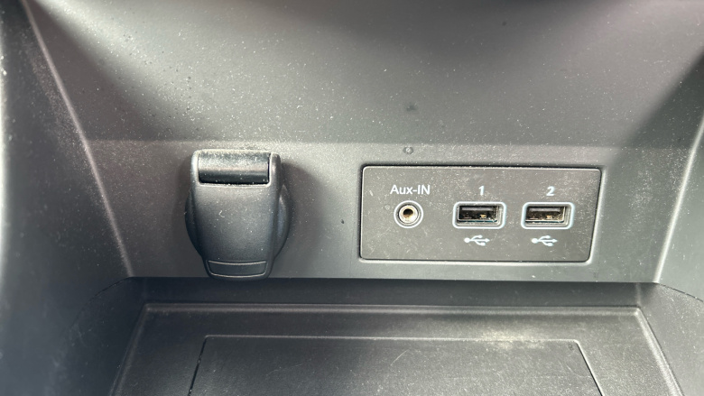 Renault Captur 1.5 dCi 95 Iconic 5dr Diesel Hatchback